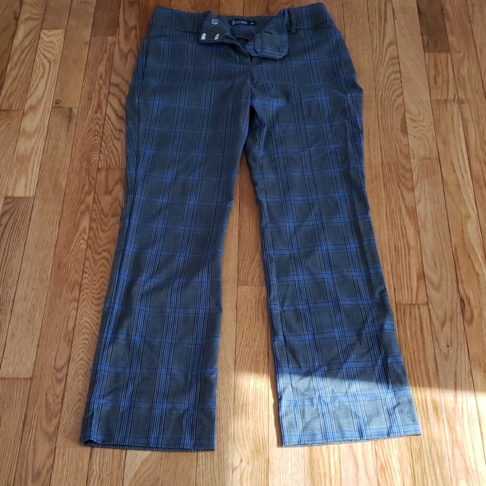 Women's trousers Size 8